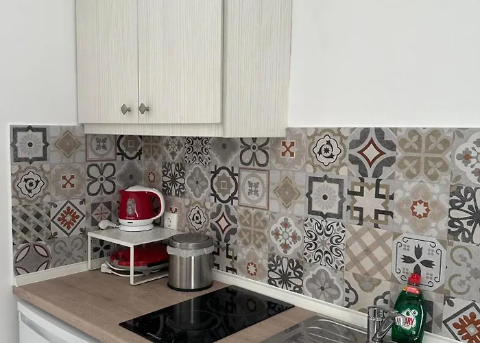 Nick's 3 Daire Páros